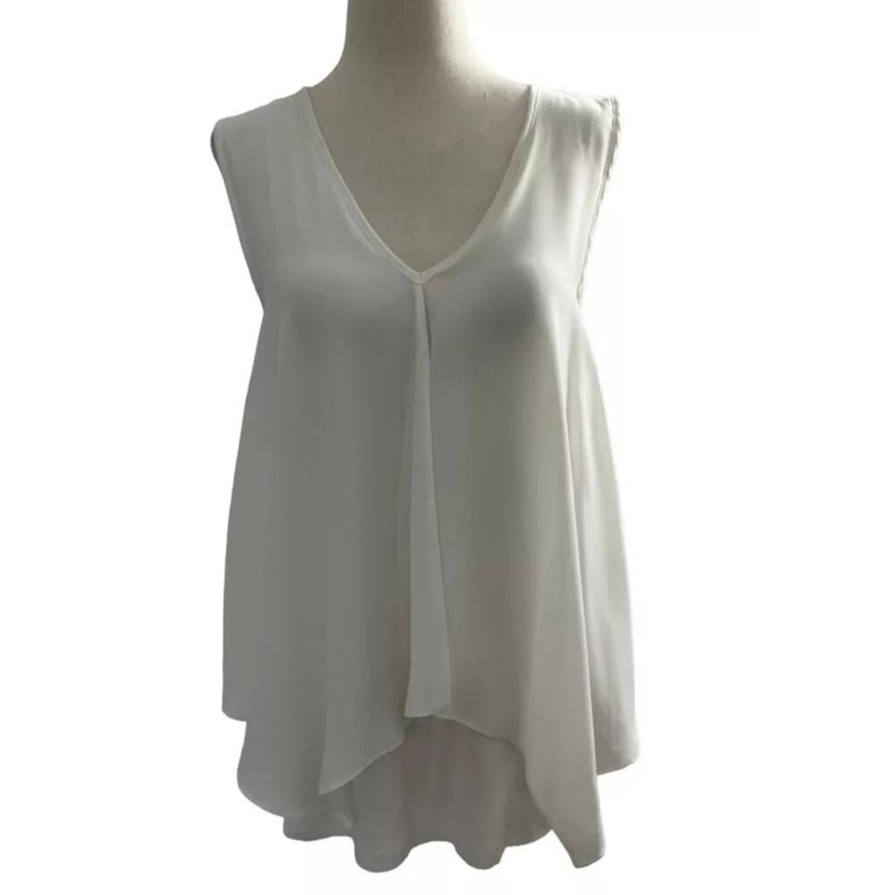 Casual Couture by Green Envelope White V-neck Blouse Women's Size Medium | 7-222